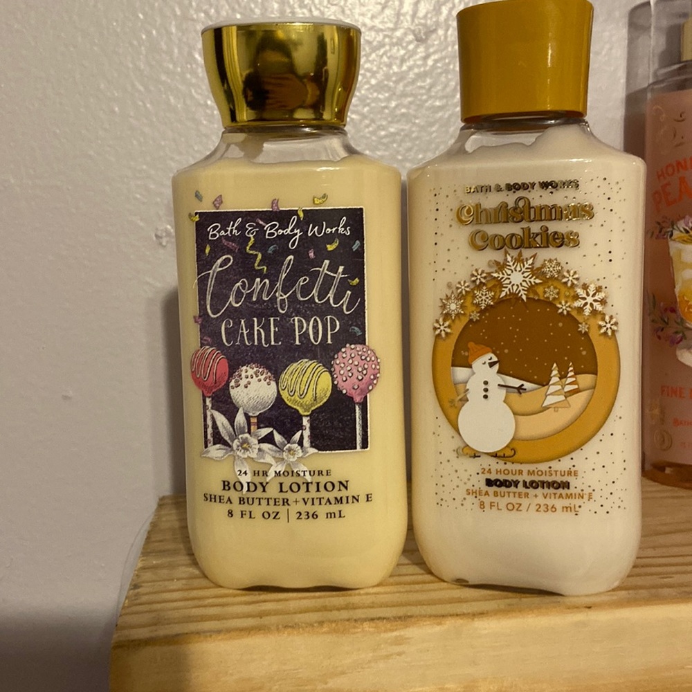 BATH AND BODY WORKS